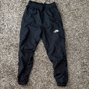 Women’s north face joggers